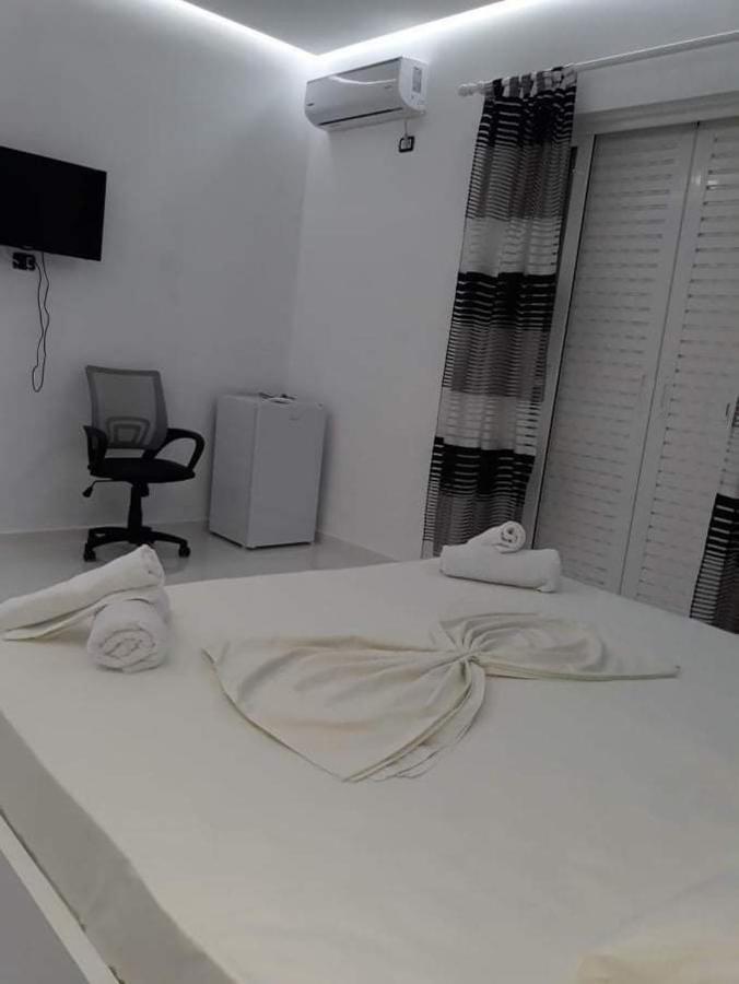 Lino House Apartment ซารานเดอ ภายนอก รูปภาพ