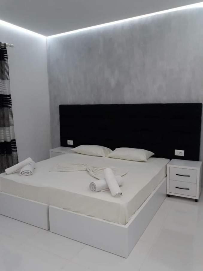 Lino House Apartment ซารานเดอ ภายนอก รูปภาพ