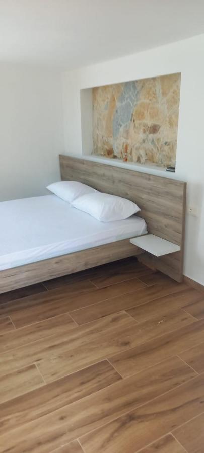 Lino House Apartment ซารานเดอ ภายนอก รูปภาพ